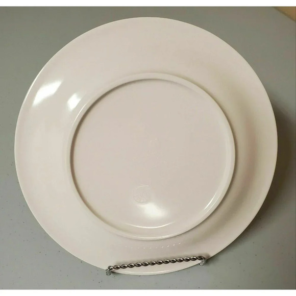 2 Pottery Barn 9" Kid Peter Rabbit Melamine Plate - Picture 7 of 8